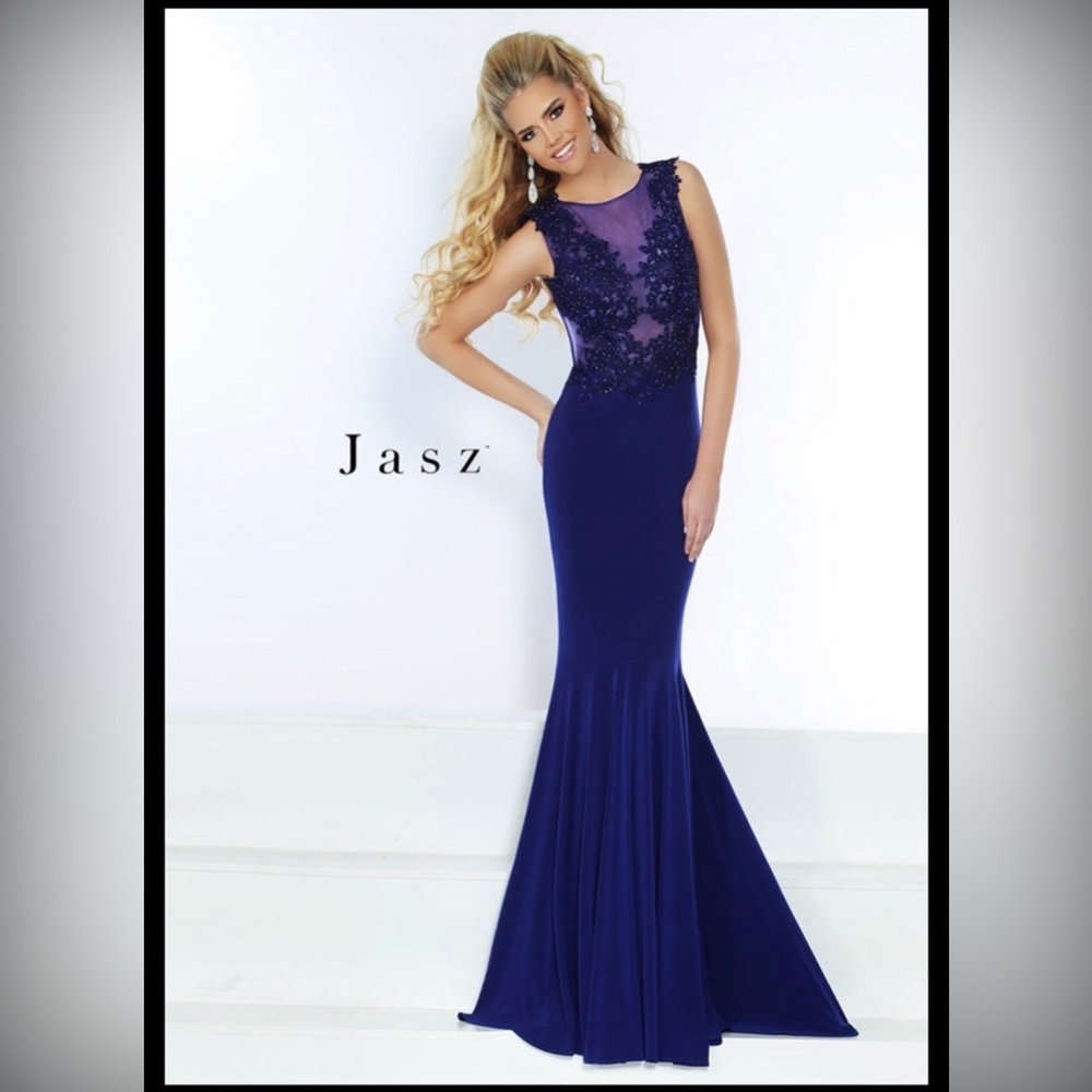 New with tags prom dress Jasz coutre Size 000 blue